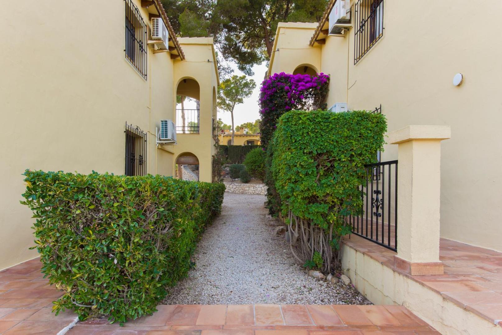 Apartamento En Moraira Con Piscina Bagian luar foto